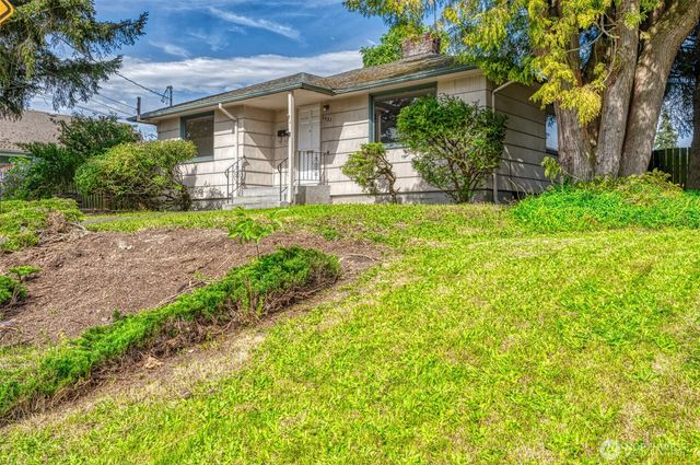 6521 S Park Ave, Tacoma, WA 98408