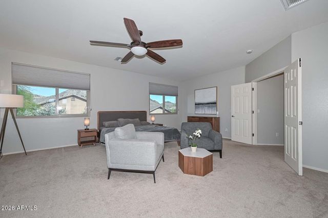 8352 W MOLLY Lane, Peoria, AZ 85383