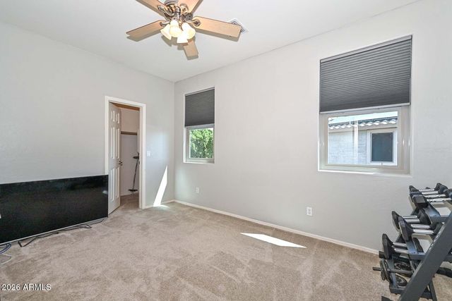 8352 W MOLLY Lane, Peoria, AZ 85383