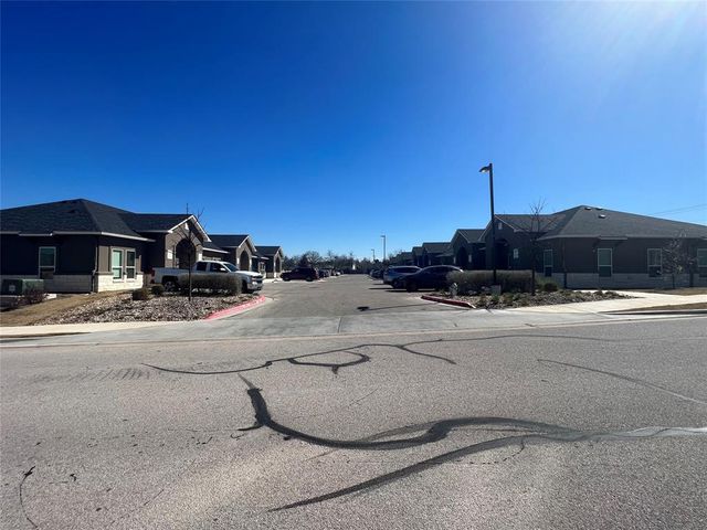 660 S Bagdad RD 120, Leander, TX 78641