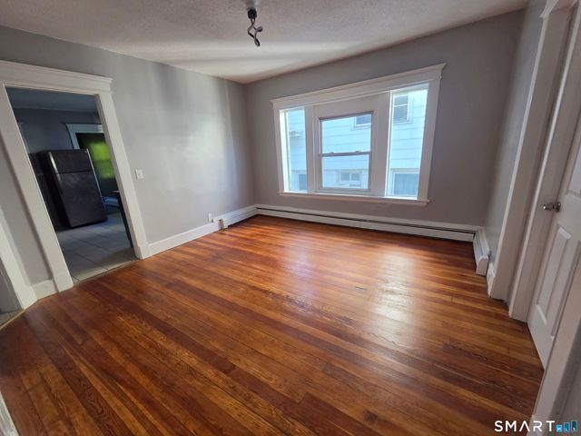 46 Plaza Avenue 2, Waterbury, CT 06710
