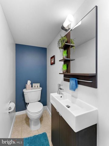 2212 CHESTNUT HILL DR, Cinnaminson, NJ 08077
