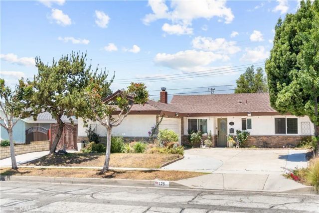125 W Ronwood Street, Glendora, CA 91740
