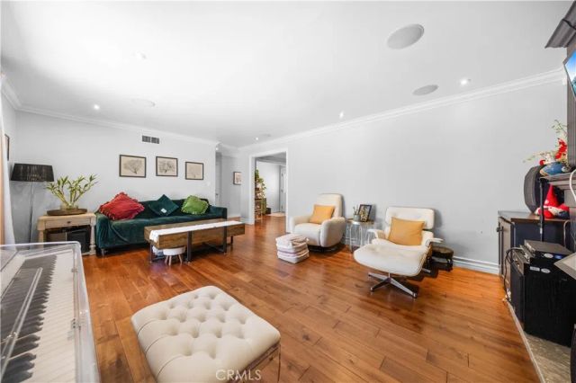 125 W Ronwood Street, Glendora, CA 91740