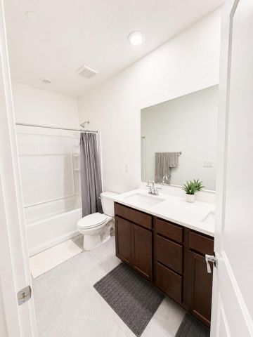 3050 Blue Cove Walk, Sacramento, CA 95833