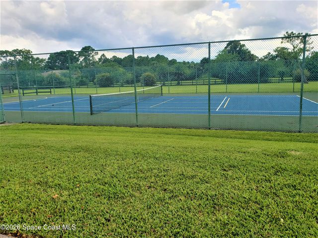 8 Stallion Court, Palm Bay, FL 32909