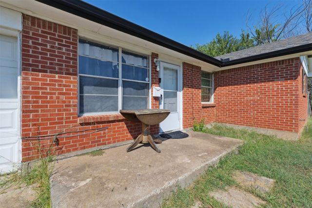 1317 Pinewood Court, Oklahoma City, OK 73110