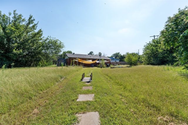 1317 Pinewood Court, Oklahoma City, OK 73110