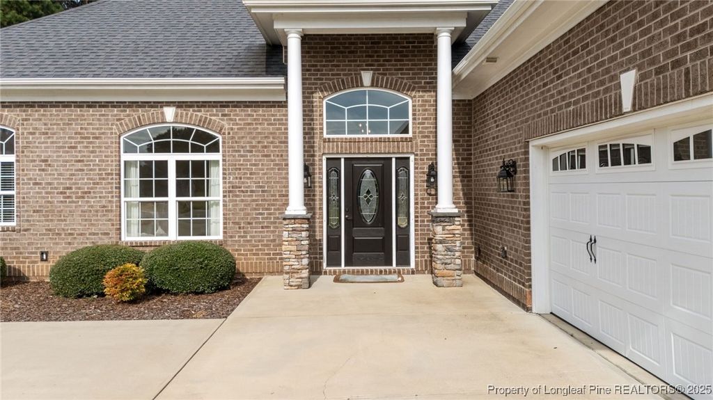 105 Waterfall Lane, Sanford, NC 27330 — photo 5