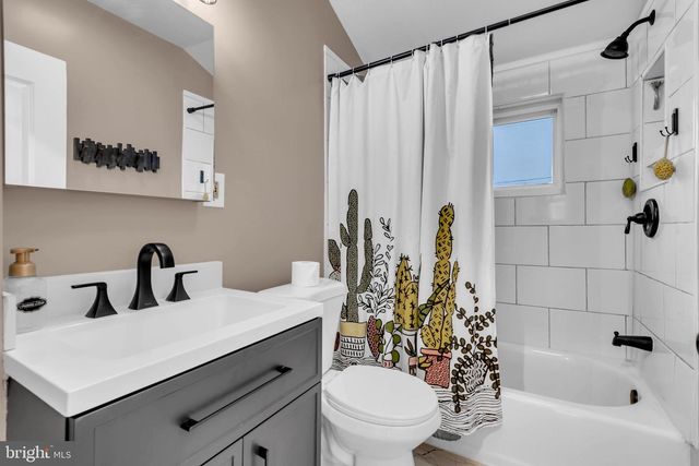 1954 STANHOPE RD, Baltimore, MD 21222