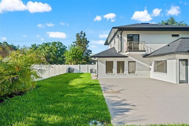 2521 LAKE ELLEN DRIVE, Tampa, FL 33618