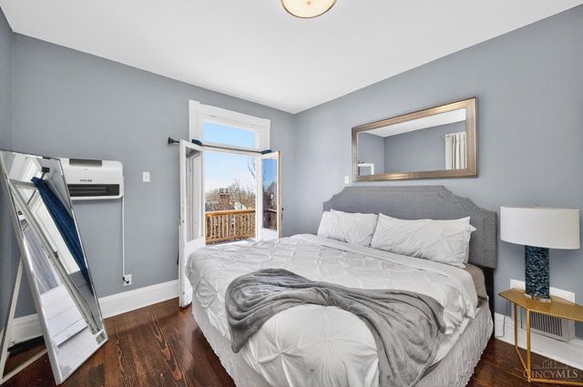 922 Summit Avenue, Cincinnati, OH 45204