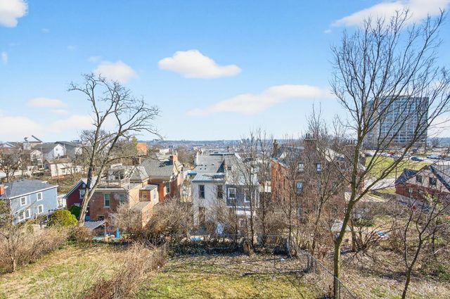 922 Summit Avenue, Cincinnati, OH 45204