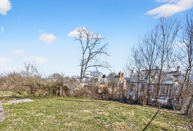 922 Summit Avenue, Cincinnati, OH 45204