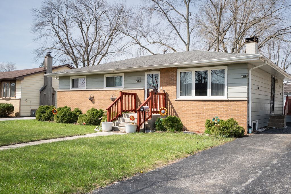 22816 Ridgeway Avenue, Richton Park, IL 60471