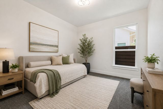 1963 Dennison Street, Dallas, TX 75212