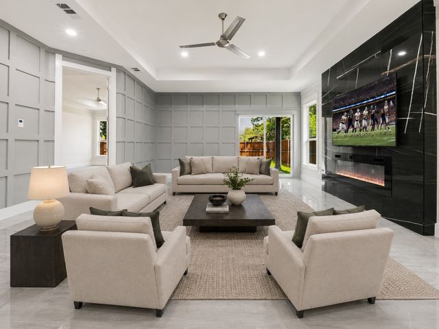 1963 Dennison Street, Dallas, TX 75212