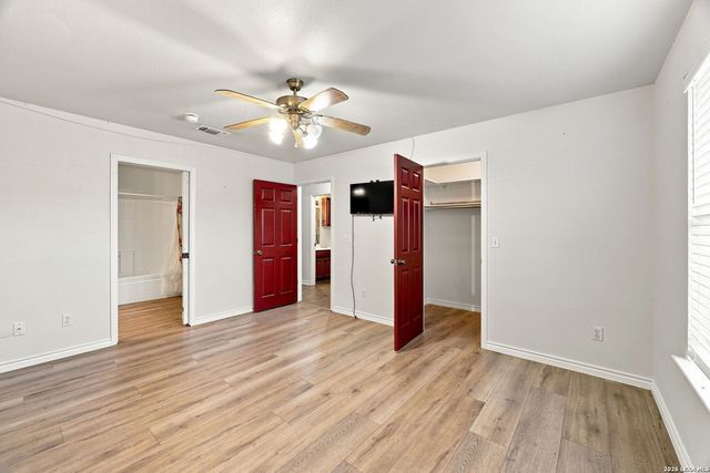 15 SHADOW CIR, New Braunfels, TX 78130