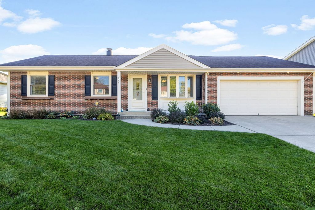 844 Voyager Drive, Bartlett, IL 60103 — exterior