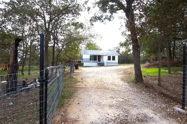 125 Turkey RUN, Cedar Creek, TX 78612