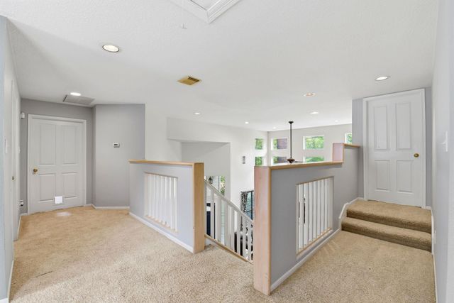 38 Dovewing Place, The Woodlands, TX 77382