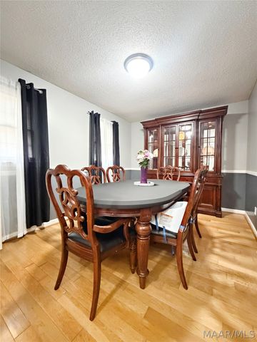 549 Farmington Road, Montgomery, AL 36109