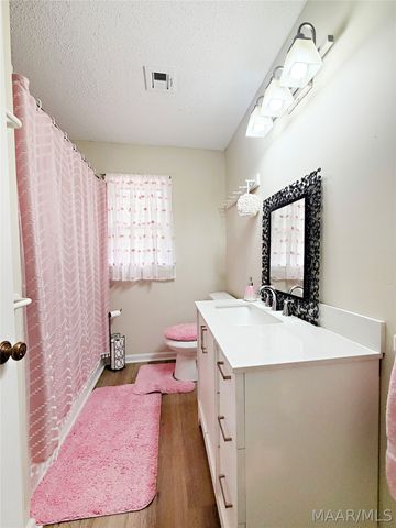 549 Farmington Road, Montgomery, AL 36109