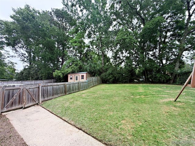 549 Farmington Road, Montgomery, AL 36109