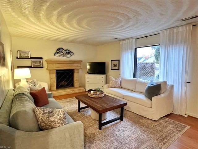 2466 Fentress AVE, Virginia Beach, VA 23455