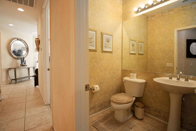 67550 S Laguna Drive, Cathedral City, CA 92234