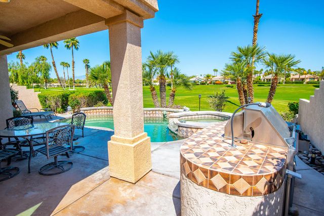 67550 S Laguna Drive, Cathedral City, CA 92234