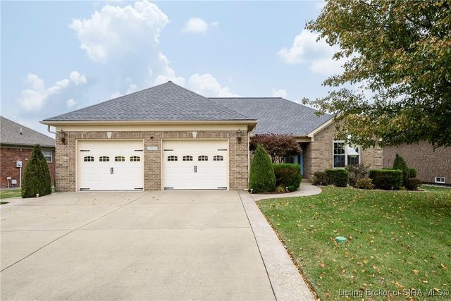 2008 Autumn Ridge Drive, Sellersburg, IN 47172