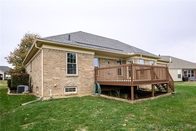 2008 Autumn Ridge Drive, Sellersburg, IN 47172