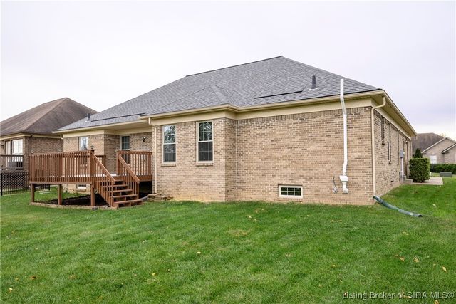2008 Autumn Ridge Drive, Sellersburg, IN 47172