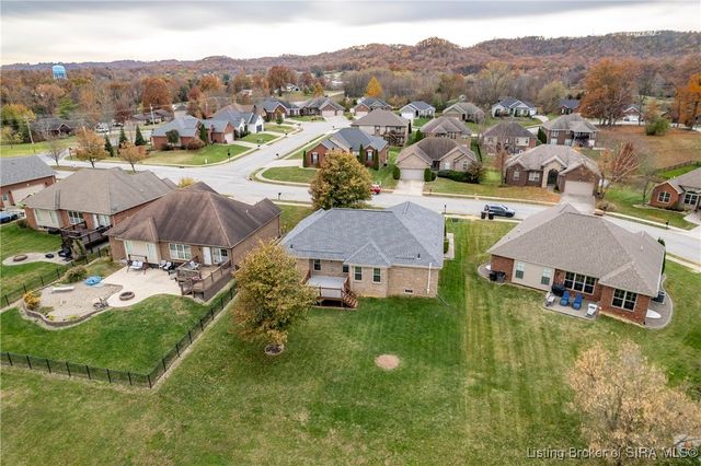 2008 Autumn Ridge Drive, Sellersburg, IN 47172