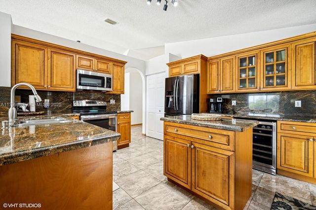 1910 SW 183rd Terrace, Miramar, FL 33029