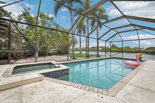 1910 SW 183rd Terrace, Miramar, FL 33029