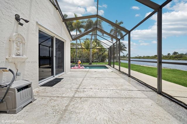 1910 SW 183rd Terrace, Miramar, FL 33029