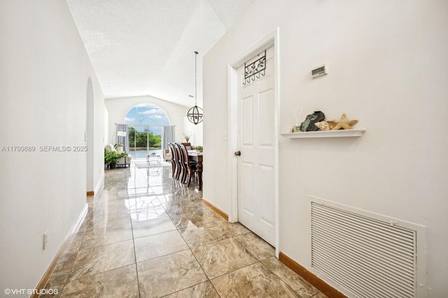 1910 SW 183rd Terrace, Miramar, FL 33029