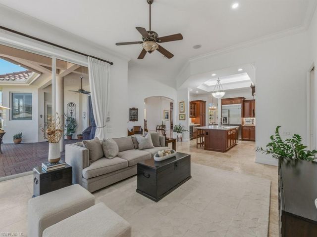 506 Ridge DR, Naples, FL 34108