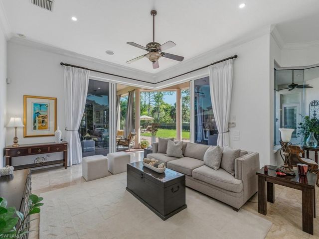 506 Ridge DR, Naples, FL 34108