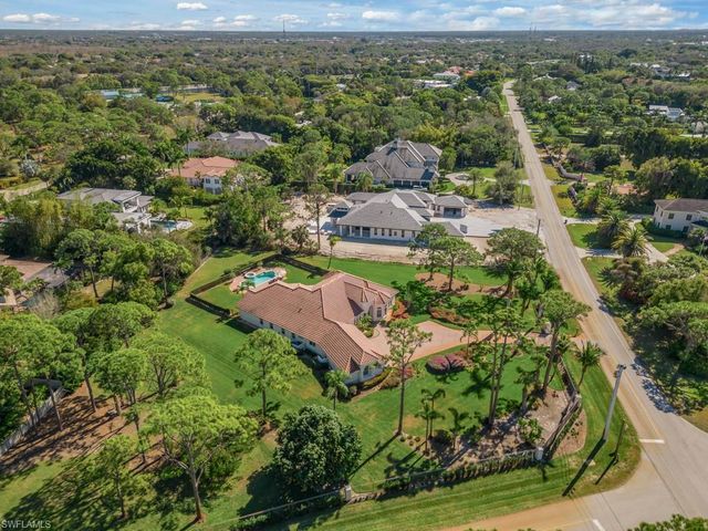 506 Ridge DR, Naples, FL 34108