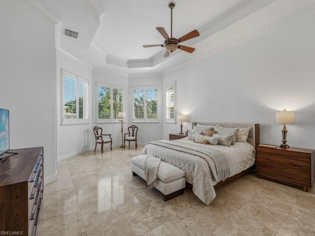 506 Ridge DR, Naples, FL 34108