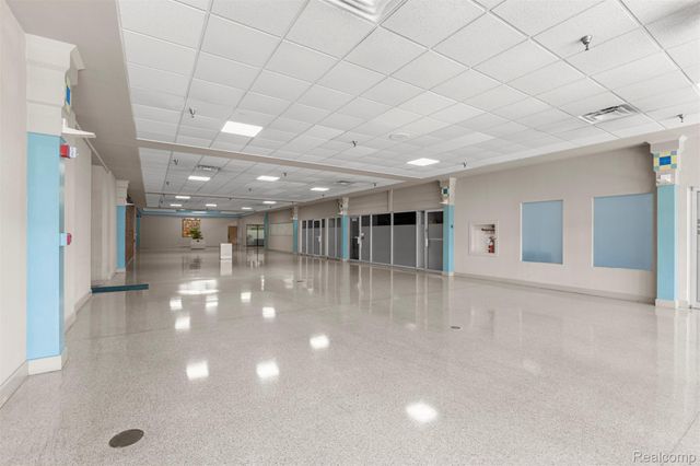 35425 W Michigan Avenue 3633, Wayne, MI 48184
