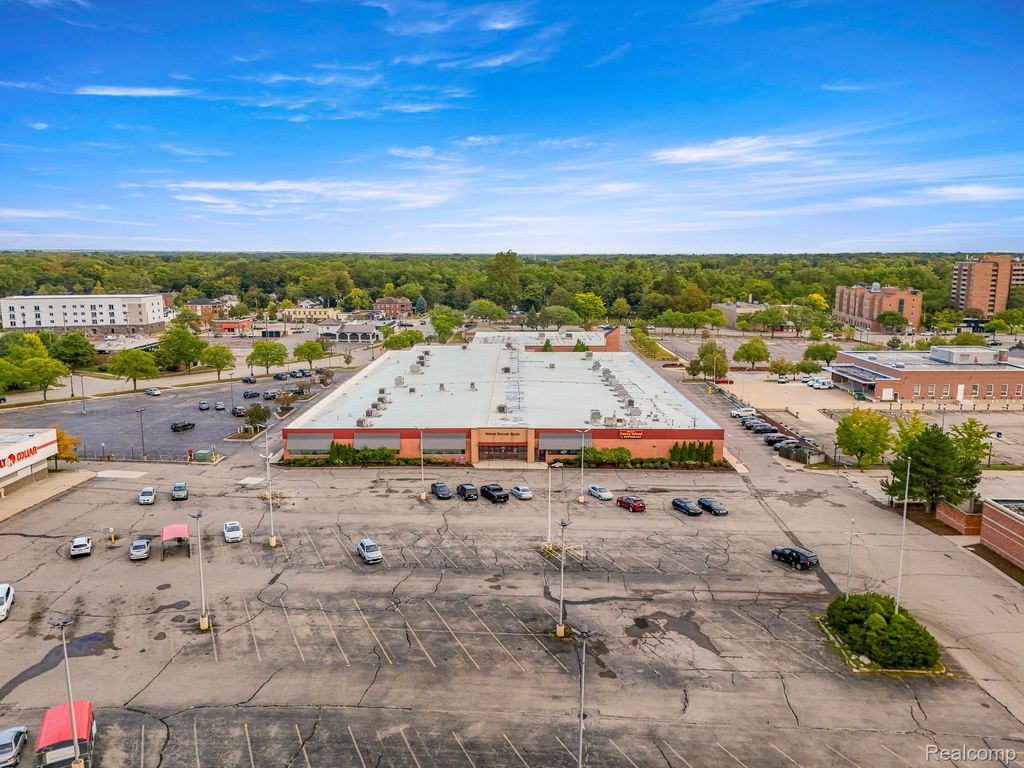 35425 W Michigan Avenue 3633, Wayne, MI 48184
