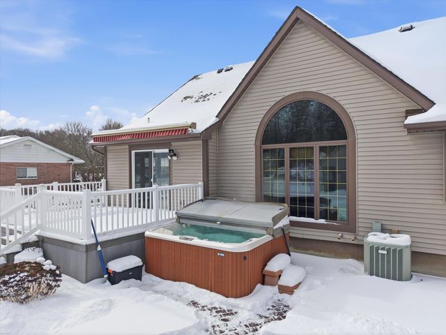 11378 Runnells Drive, Vienna, MI 48420