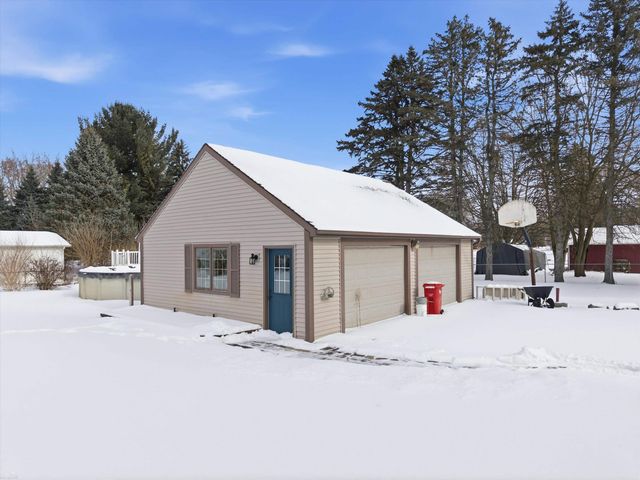 11378 Runnells Drive, Vienna, MI 48420