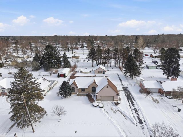 11378 Runnells Drive, Vienna, MI 48420