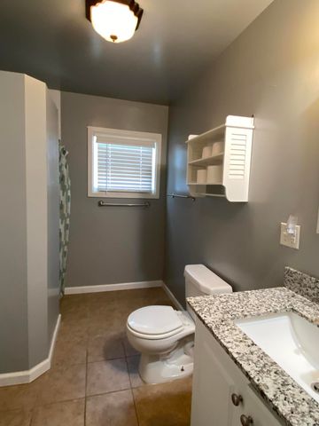 26851 S 620 Road, Grove, OK 74344