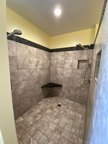 26851 S 620 Road, Grove, OK 74344